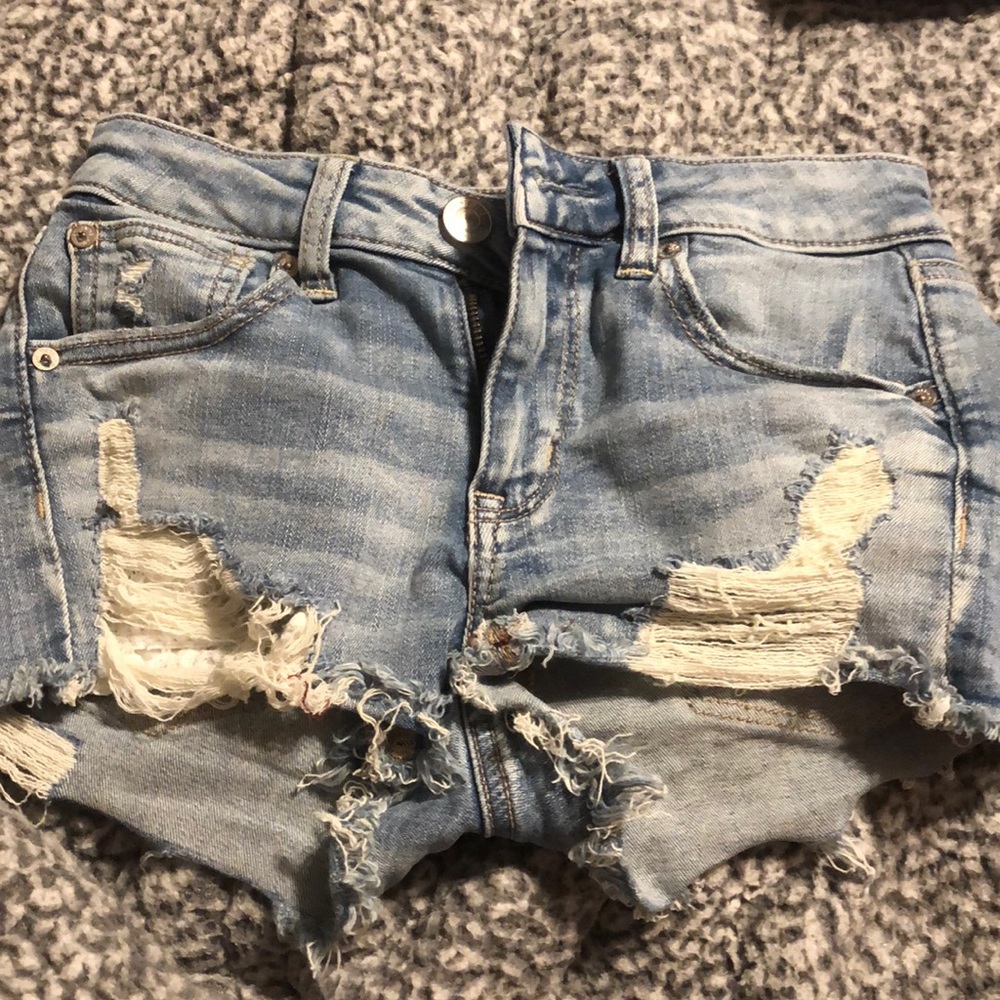 Jean shorts with rips